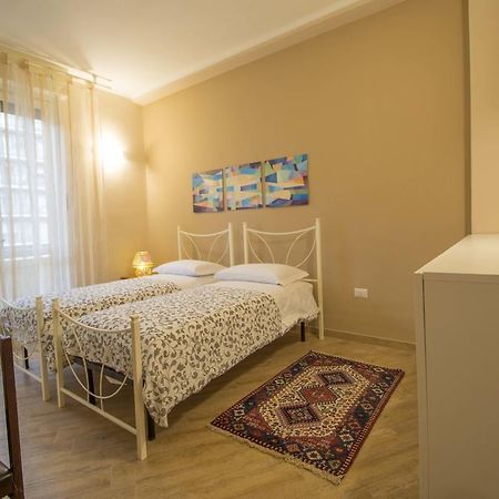 Spezia 33 Apartment Торино Екстериор снимка