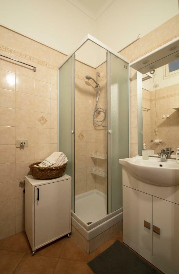 Spezia 33 Apartment Торино Екстериор снимка